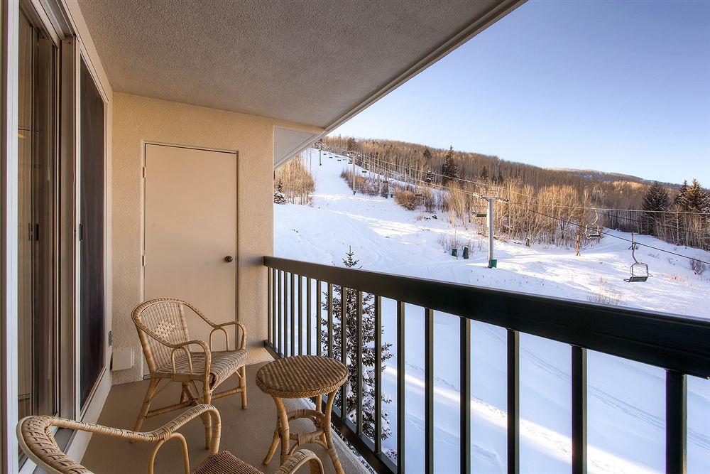 Borders Lodge By East West Hospitality Beaver Creek Bagian luar foto