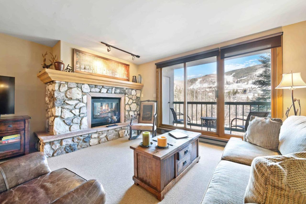 Borders Lodge By East West Hospitality Beaver Creek Bagian luar foto