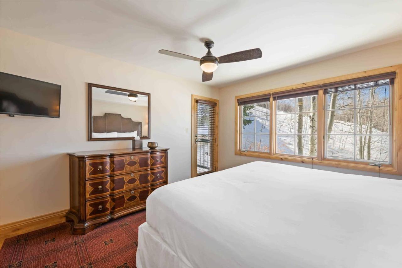 Borders Lodge By East West Hospitality Beaver Creek Bagian luar foto